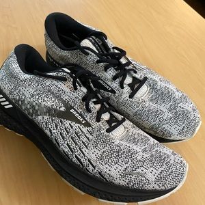 Size 13 Brooks Adrenaline GTS 21